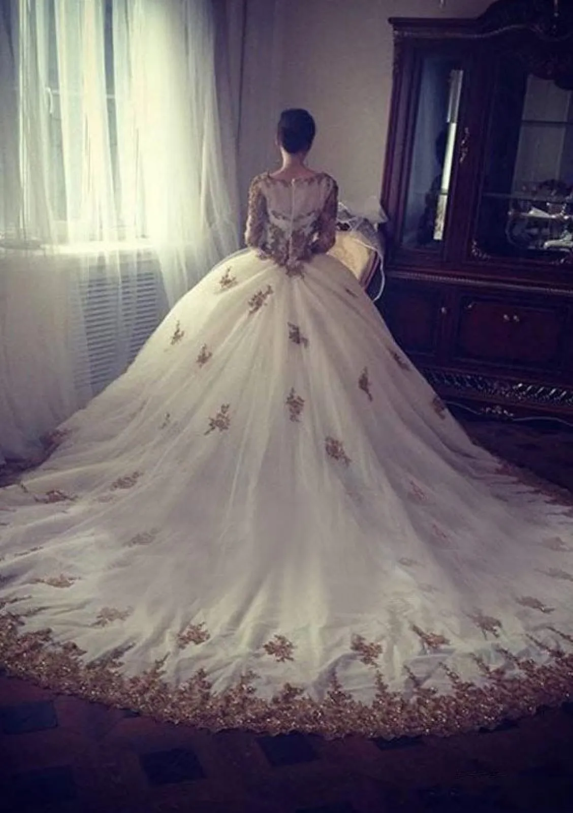 Ball Gown Bateau Court Embroidered Lace Tulle Wedding Dress