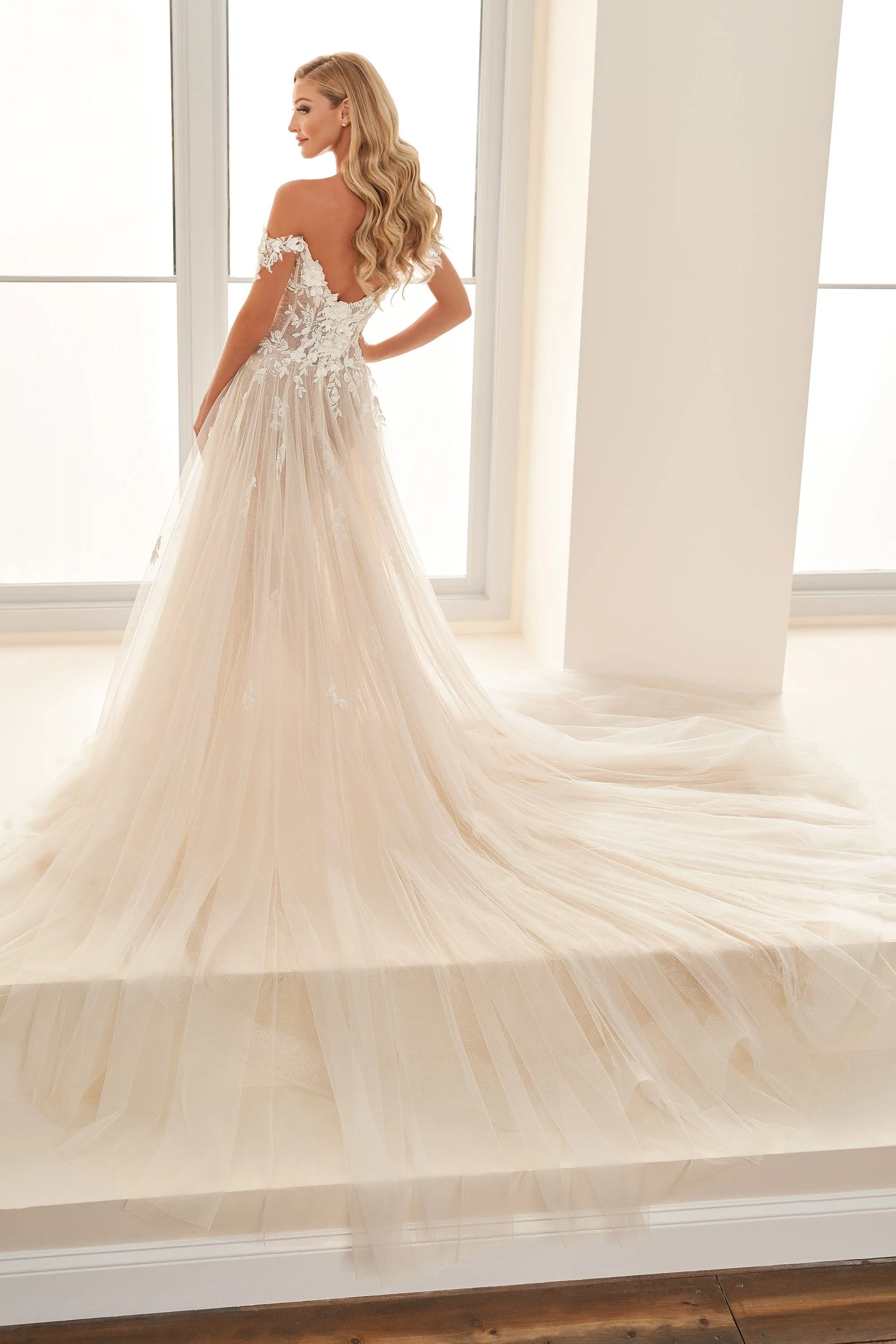 Enchanting: E2528