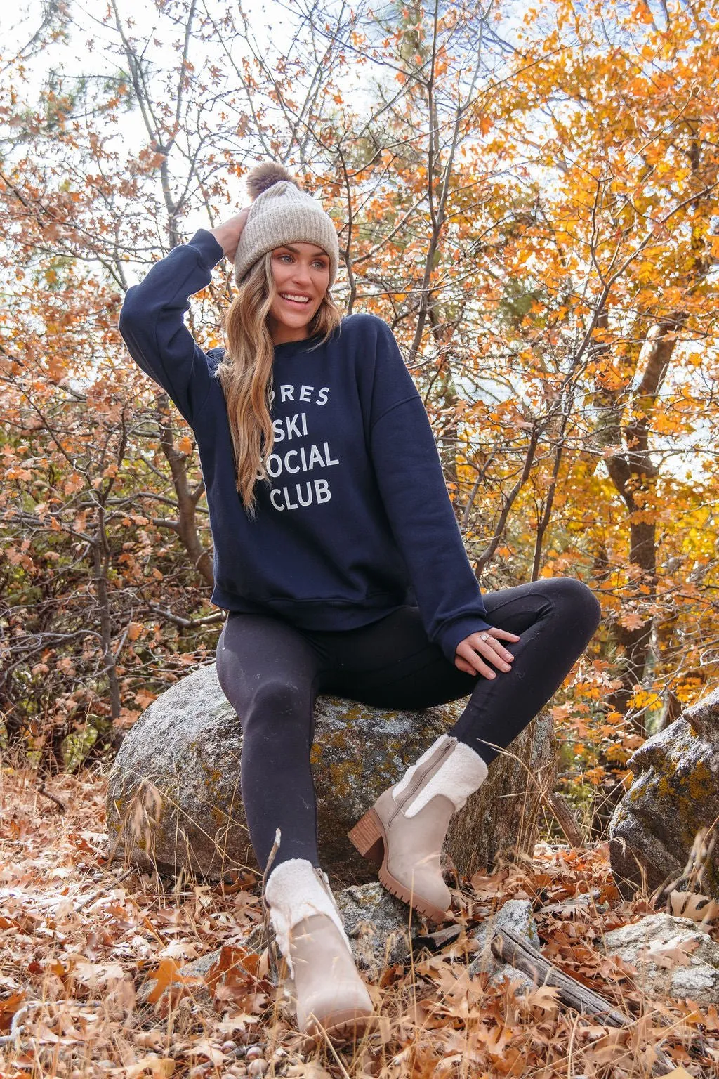 Navy Apres Ski Graphic Sweatshirt