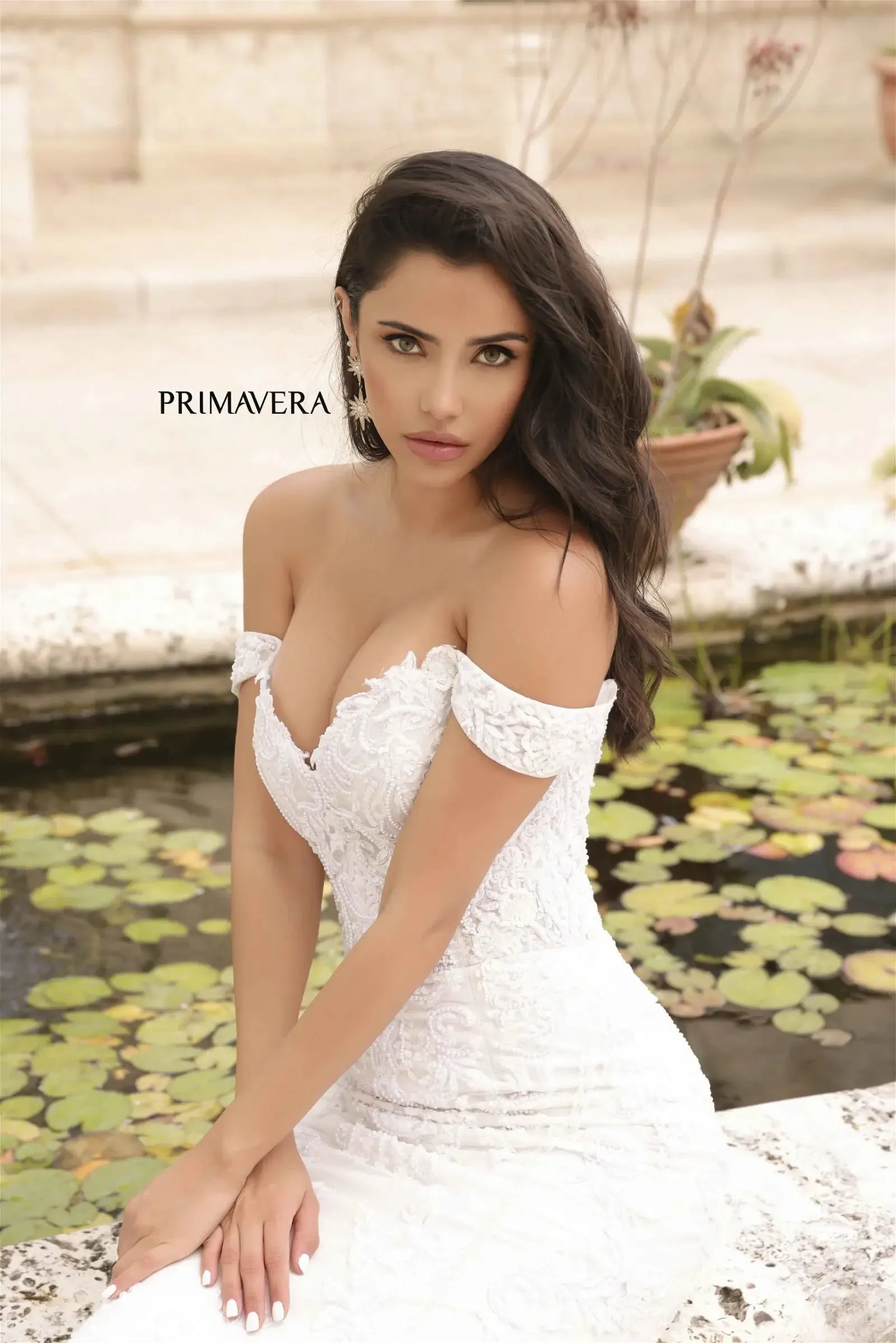 Primavera Couture Bridal 11104 Off The Shoulder Lace Sweetheart Neckline Train Fitted Wedding Gown