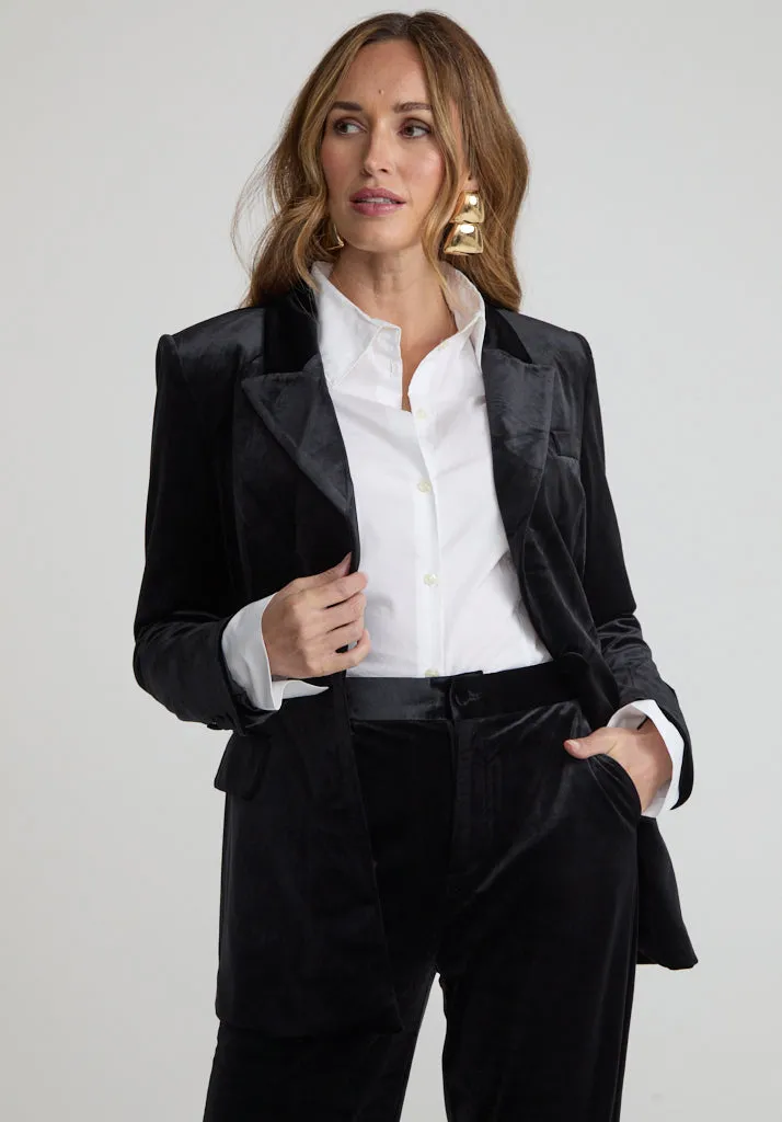 Sienna Tailored Velvet Blazer In Black