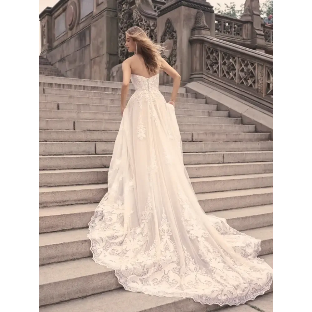 Ulanda by Maggie Sottero